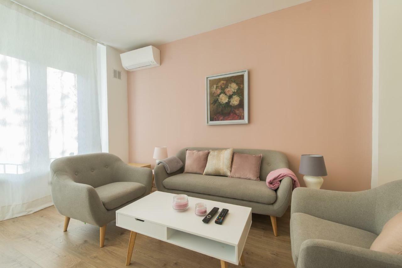Chic And Spacious Apartment In Central Sofia - Patriarh Evtimiy By Flat Mаnager 外观 照片