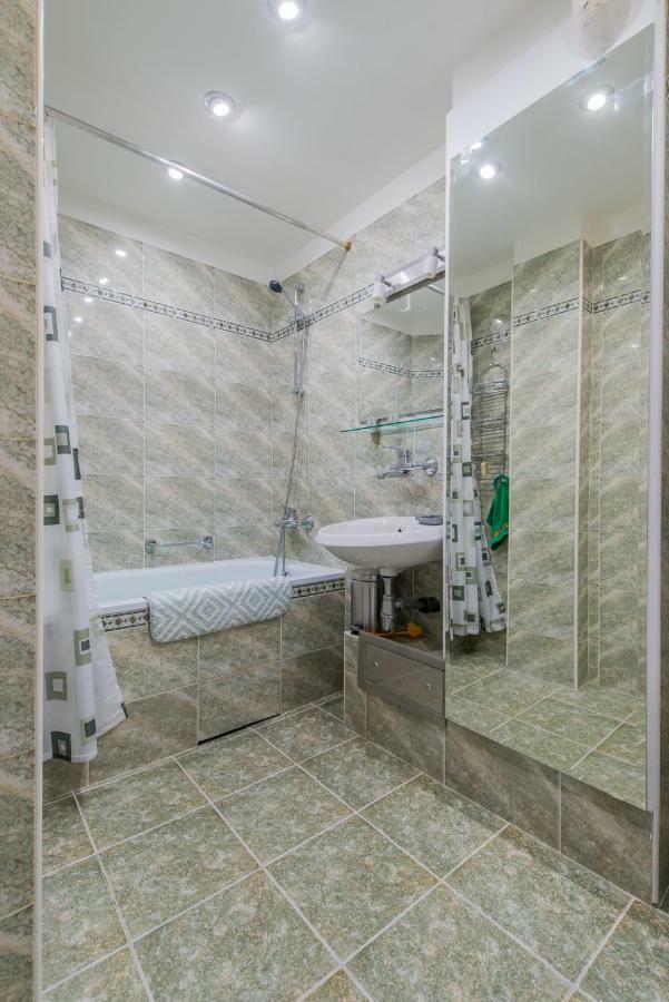 Chic And Spacious Apartment In Central Sofia - Patriarh Evtimiy By Flat Mаnager 外观 照片